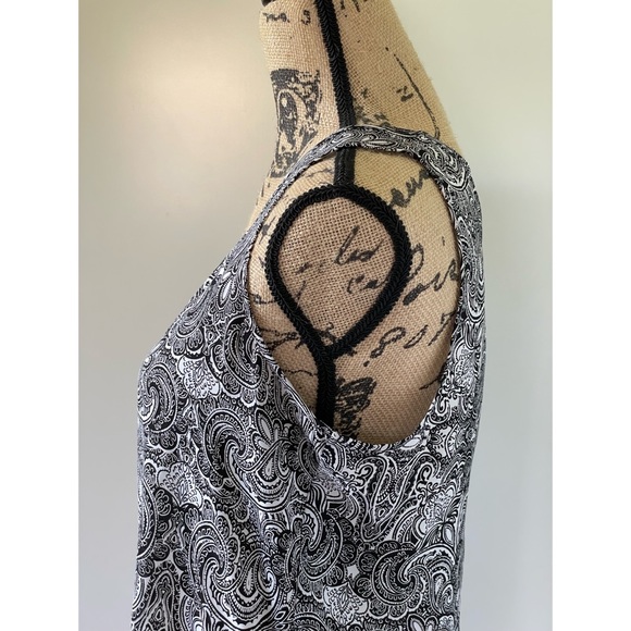 Express Paisley Sleeveless Open Back Split Back Tank Black and White Size Medium - Picture 5 of 7